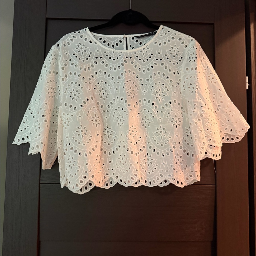 Elegant White Cropped Top